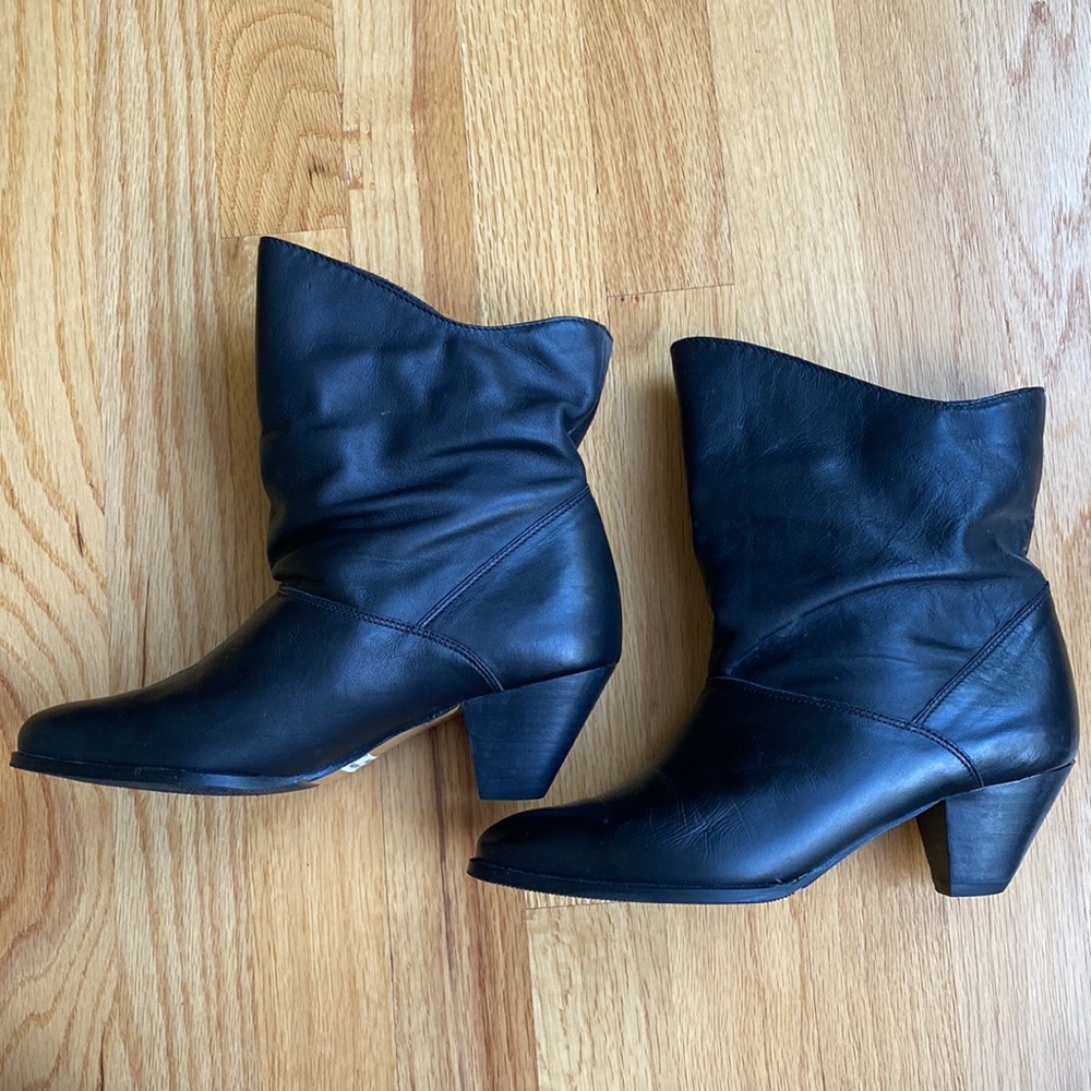 Boots - Picture 2 of 5